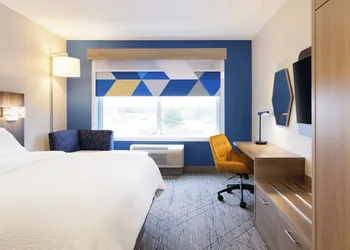 Holiday Inn Express & Suites Gonzales by IHG hotel thumbnail 6
