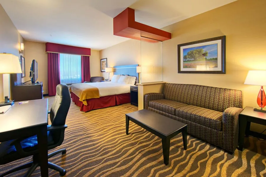 Holiday Inn Express & Suites Cotulla by IHG hotel detail image 2