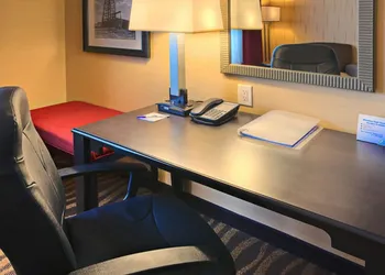 Holiday Inn Express & Suites Cotulla by IHG hotel thumbnail 5