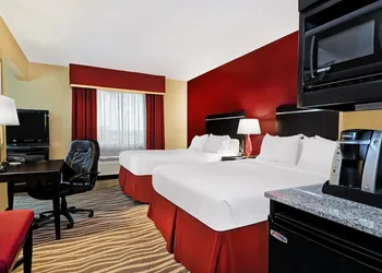 Holiday Inn Express & Suites Cotulla by IHG hotel thumbnail 8