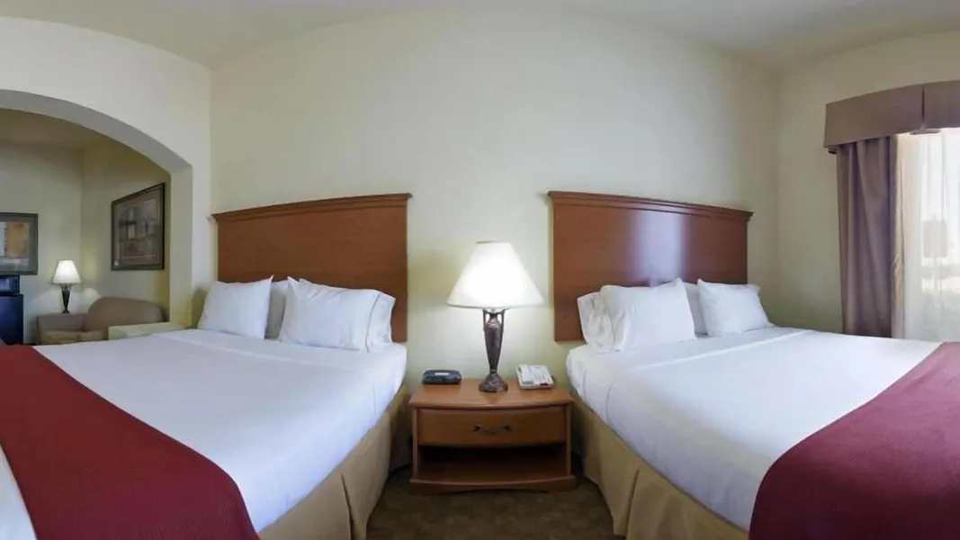 Holiday Inn Express & Suites Zapata by IHG hotel detail image 6