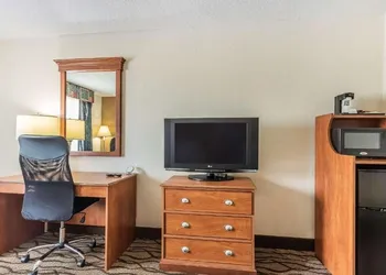 The Riverstone Hotel Charleston-Sikeston hotel thumbnail 7