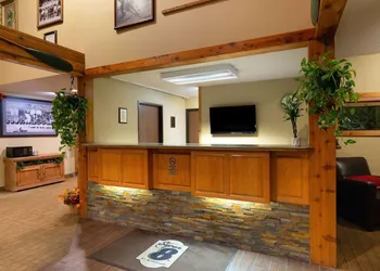 Super 8 by Wyndham Bemidji MN hotel thumbnail 4