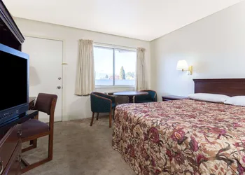 Knights Inn Baker City hotel thumbnail 4