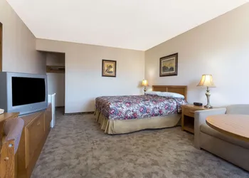 Knights Inn Baker City hotel thumbnail 5