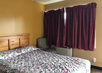 Knights Inn Baker City hotel thumbnail 8