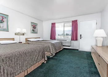 Travelodge by Wyndham La Grande hotel thumbnail 3