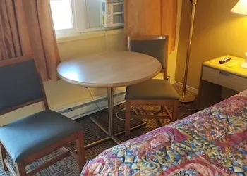 Rodeway Inn La Grande - Island City hotel thumbnail 7