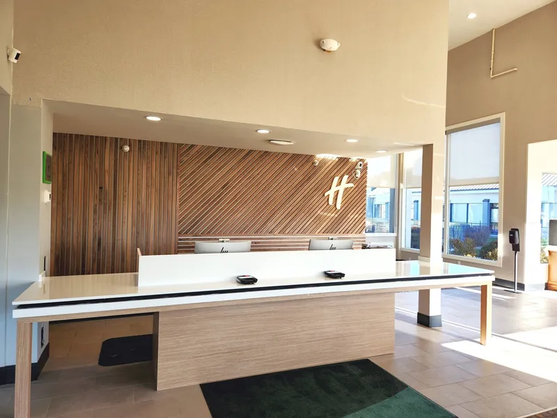 Holiday Inn Ontario by IHG hotel detail image 2