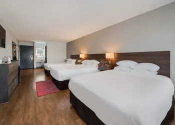 Red Lion Inn & Suites Ontario hotel thumbnail 5