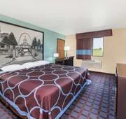 Super 8 by Wyndham Okawville hotel detail image 7