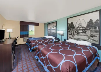 Super 8 by Wyndham Okawville hotel thumbnail 5
