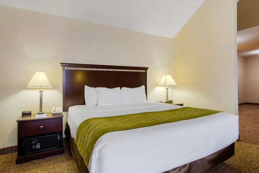 Comfort Inn & Suites Greeley hotel detail image 6