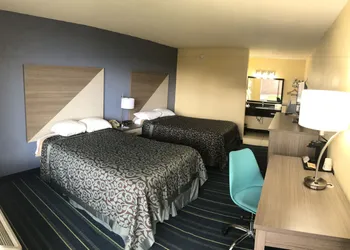 Days Inn by Wyndham Salem, Illinois hotel thumbnail 5