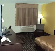 Quality Inn Carbondale University area hotel detail image 7
