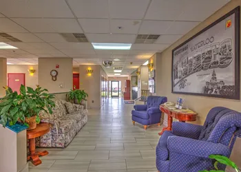 Super 8 by Wyndham Waterloo hotel thumbnail 2