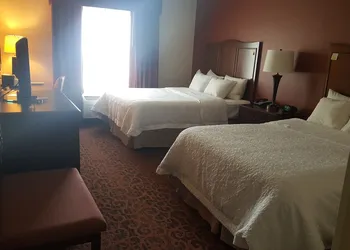 Hampton Inn & Suites Peru hotel thumbnail 3