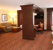 Hampton Inn & Suites Peru hotel detail image 7