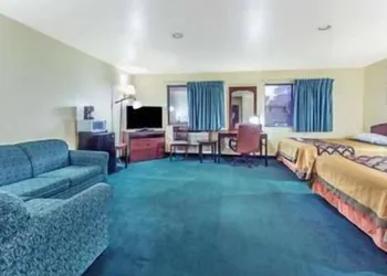Greeley Valley Lodge hotel thumbnail 7