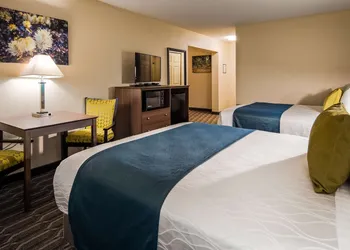 Best Western Plus Yadkin Valley Inn & Suites hotel thumbnail 3