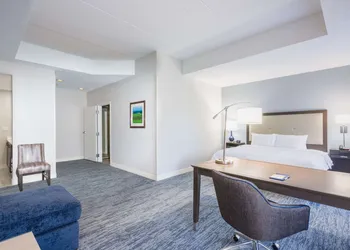 Hampton Inn Mount Airy hotel thumbnail 4