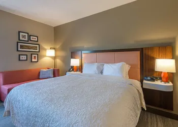 Hampton Inn Wilkesboro hotel thumbnail 7