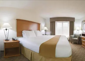 Holiday Inn Express Socorro by IHG hotel thumbnail 8