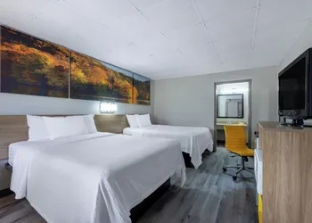 Days Inn by Wyndham Lincolnton hotel thumbnail 7