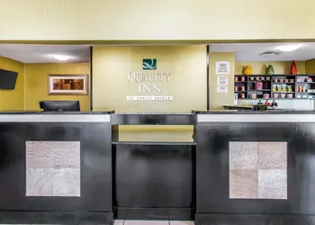 Quality Inn Hinesville - Fort Stewart Area hotel thumbnail 2