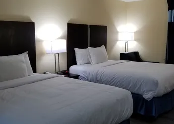 Days Inn by Wyndham Muscle Shoals Florence hotel thumbnail 3