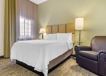Candlewood Suites Alabaster by IHG hotel thumbnail 5
