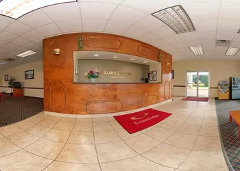 Econo Lodge Cullman South hotel thumbnail 5