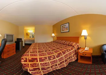 Econo Lodge Cullman South hotel thumbnail 6