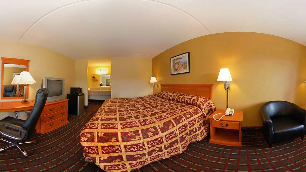Econo Lodge Cullman South hotel detail image 6