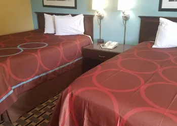 Super 8 by Wyndham Jasper hotel thumbnail 6