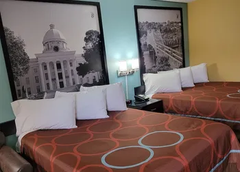 Super 8 by Wyndham Jasper hotel thumbnail 7