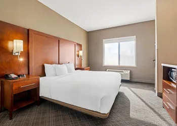 Comfort Suites Cullman I-65 Exit 310 hotel thumbnail 8