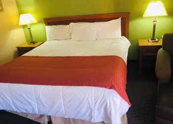 Relax Inn Guin hotel thumbnail 4
