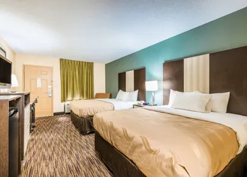 Quality Inn Cullman I-65 Exit 310 hotel thumbnail 6