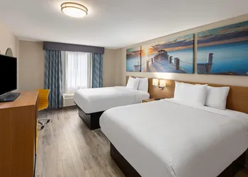 Days Inn by Wyndham Lincoln hotel thumbnail 5