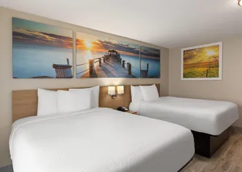 Days Inn by Wyndham Lincoln hotel thumbnail 6
