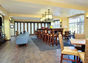 Hampton Inn Winfield hotel thumbnail 3