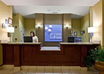 Holiday Inn Express Clanton by IHG hotel thumbnail 2