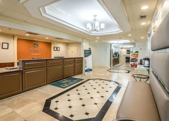 Quality Inn Alexander City hotel thumbnail 2