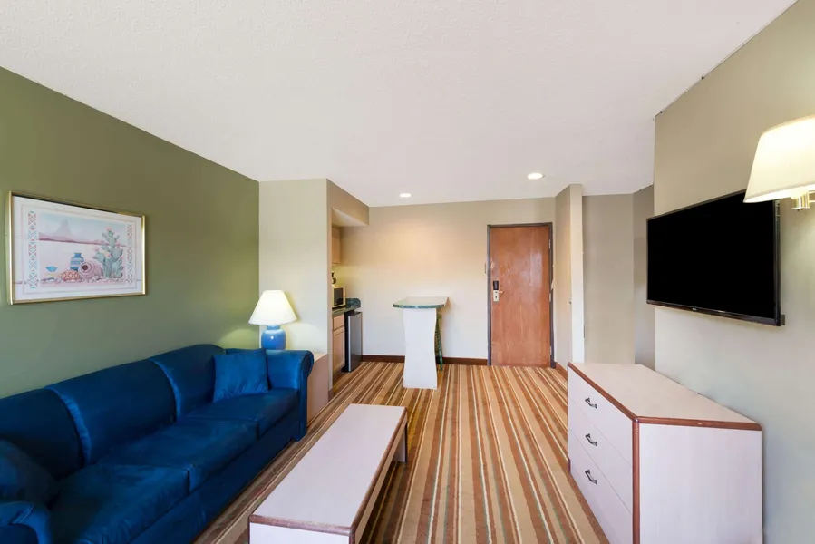 Super 8 by Wyndham Socorro hotel detail image 2