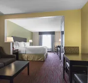 Holiday Inn Express Hotel & Suites Cullman by IHG hotel detail image 7