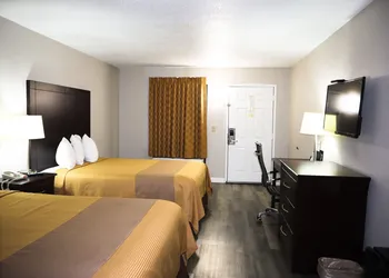 Days Inn by Wyndham Moulton hotel thumbnail 5