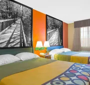 Super 8 by Wyndham Talladega AL hotel detail image 4