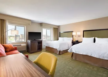 Summit Suites hotel thumbnail 6