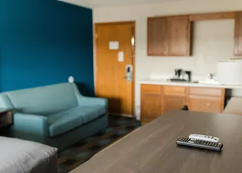 Travelodge by Wyndham Escanaba hotel thumbnail 4